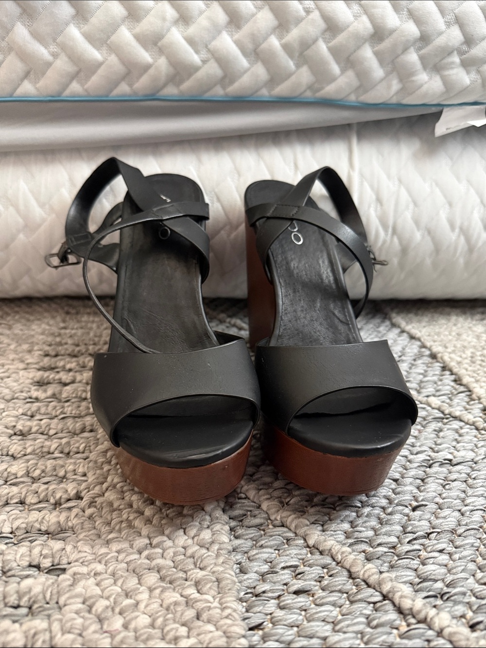 Aldo Black Leather Platform Sandals with Brown Wood-Look Heel